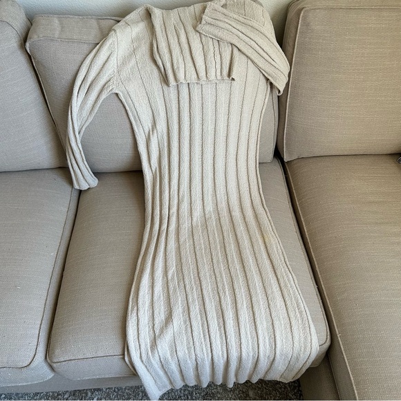 ✨ SALE✨ Free People Wanda Sweater Midi Dress - Conch Cream Knit Casual Soft - Picture 4 of 7